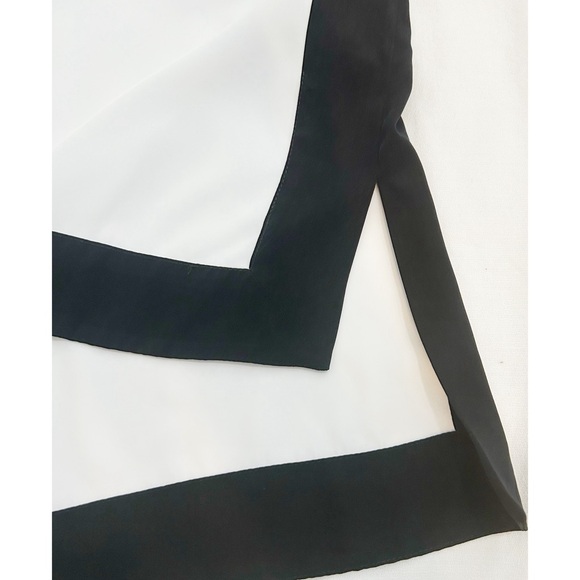 Chico’s Colorblock Fun Nyna Top Blouse White Blue & Black Size 1 Small - Picture 4 of 15